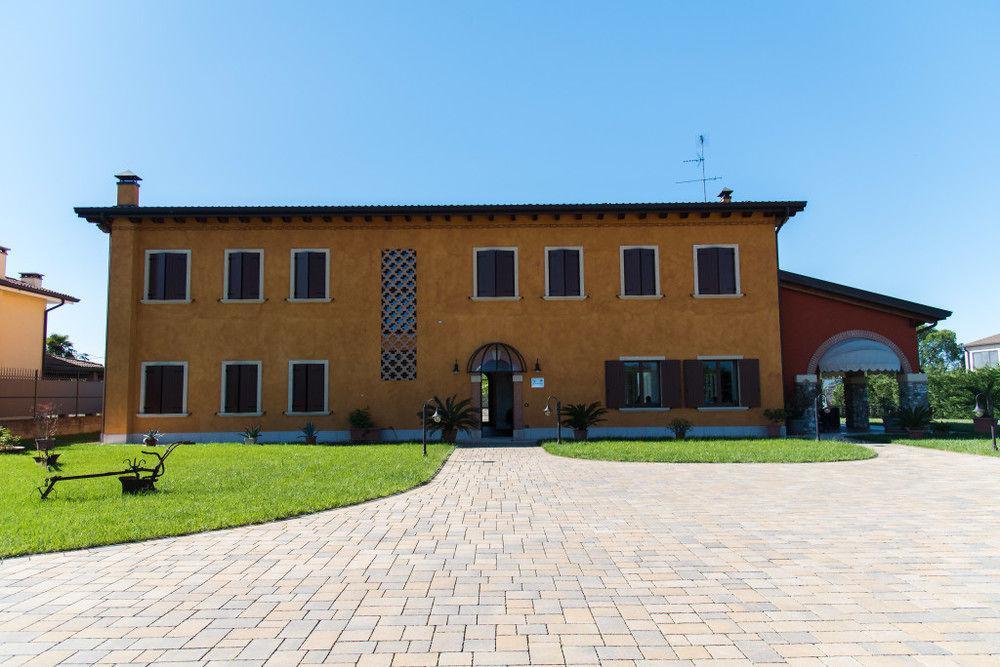 Agriturismo Bacche Di Bosco Villa เวโรนา ภายนอก รูปภาพ